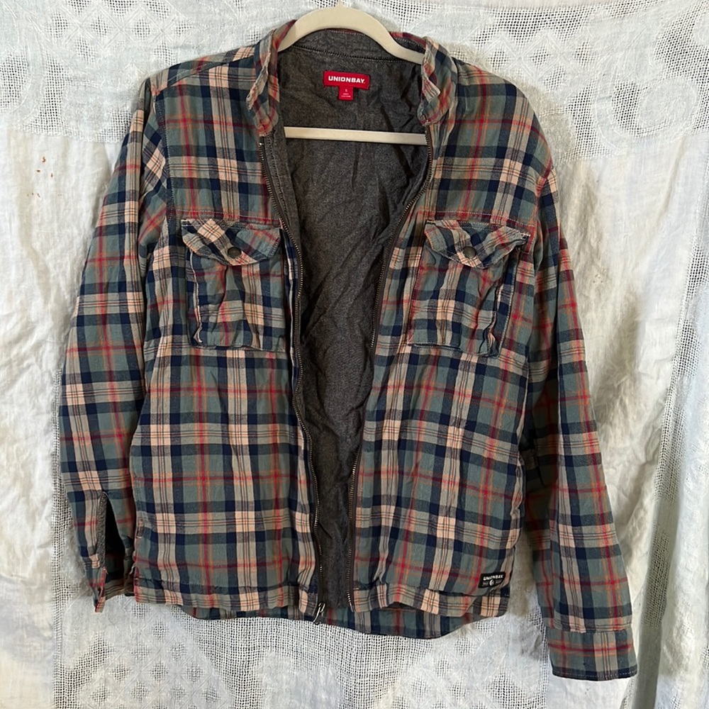 🌈 Zip Up Flannel